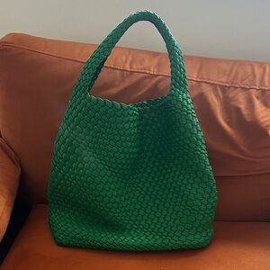 Green tote
